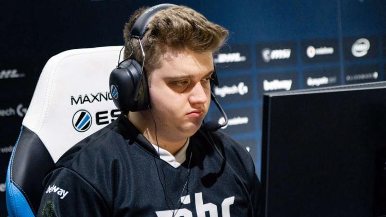 boltz a la izquierda MIBR