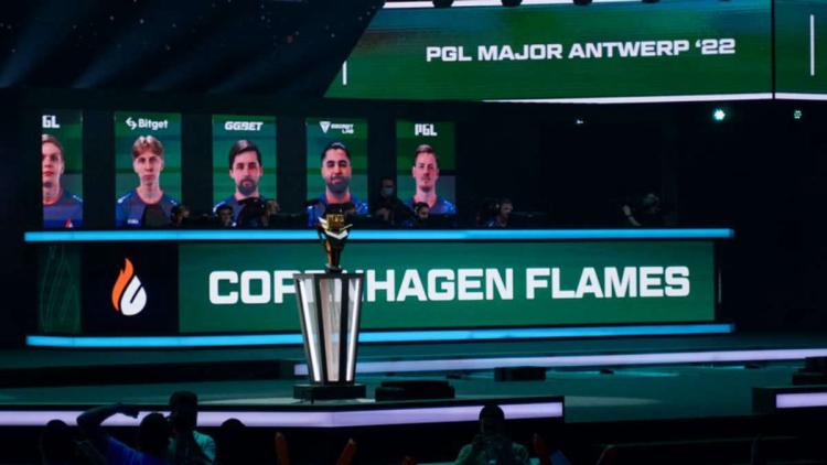 Copenhagen Flames pone el equipo restante en la transferencia