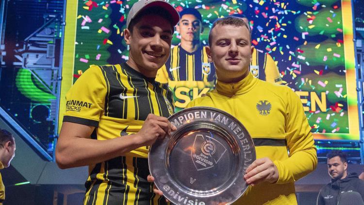 SBV Vitesse ganó eDivisie 2021-22