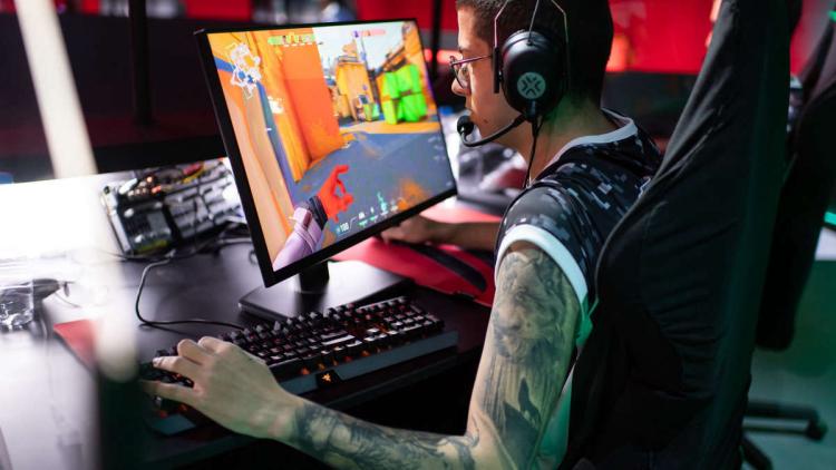 Jugadores profesionales criticados Riot Games por falta de medidas para prevenir el coronavirus