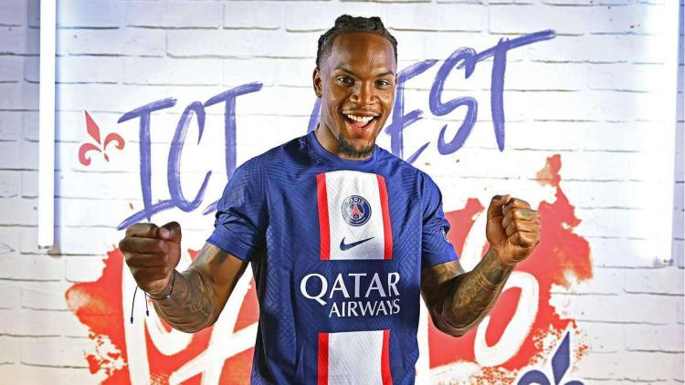 Renato Sanches recibió una tarjeta por mudarse al PSG