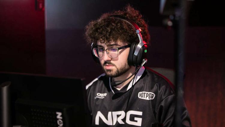 rocker anunció su retiro y se fue Apex Legends