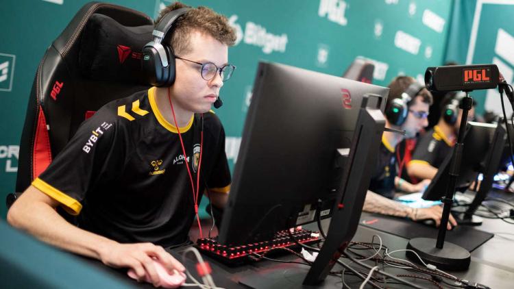 f4 stzin y n1 ssim se unieron a Flamengo Esports