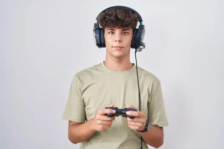 El juego excesivo con el móvil obliga a un japonés de 25 años a someterse a una operación urgente de columna vertebral