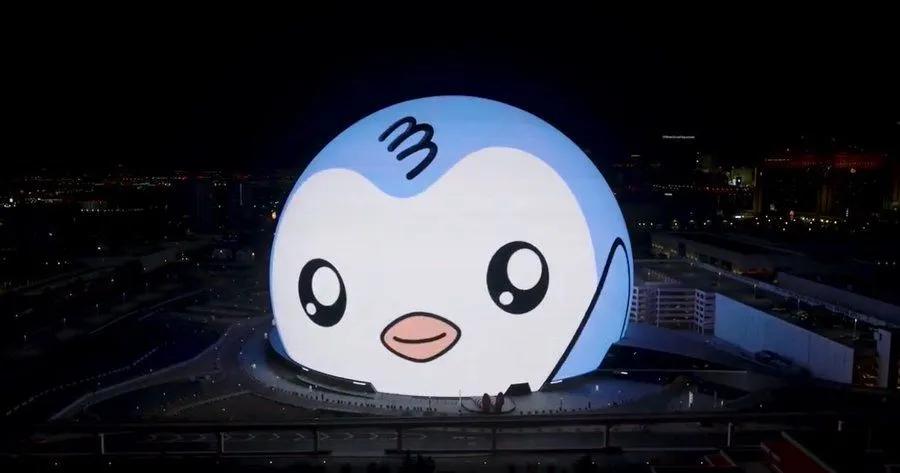 Pingüinos regordetes iluminan la esfera en Las Vegas: una marca de criptomonedas se populariza