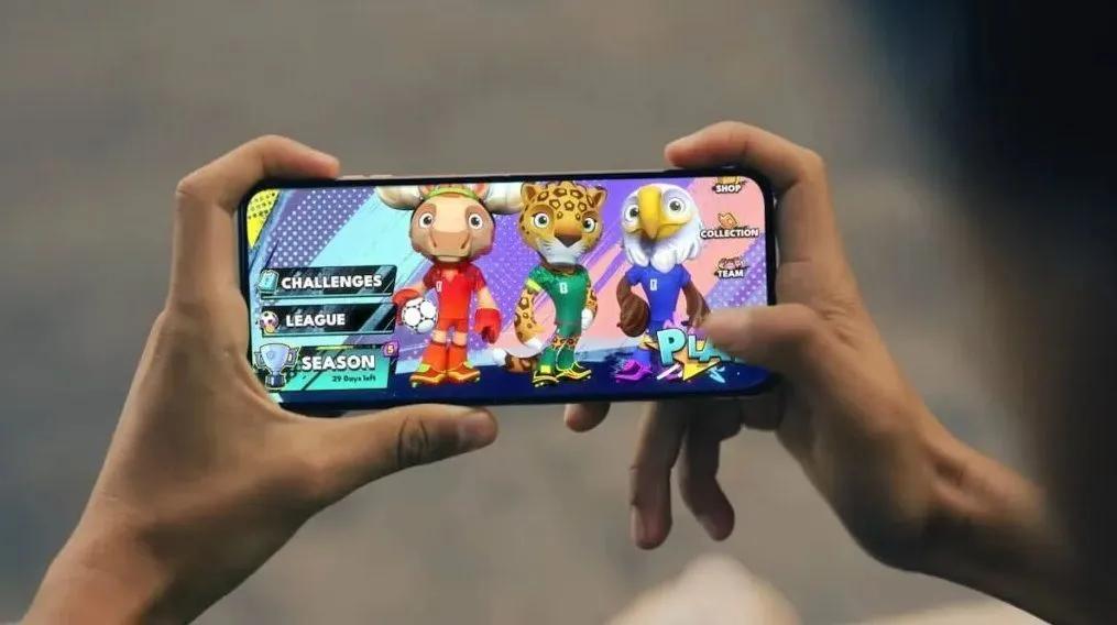 Motorola se convierte en el socio oficial de los héroes de la FIFA para teléfonos inteligentes