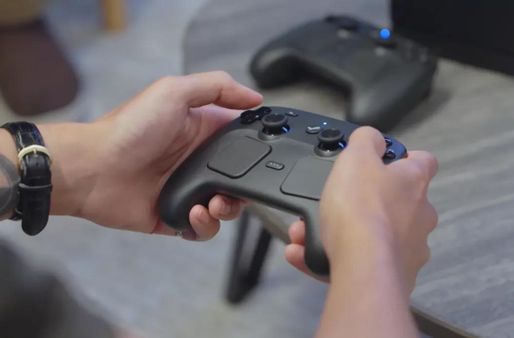Una filtración indica que la fecha de lanzamiento del Steam Controller será el 4 de mayo.
