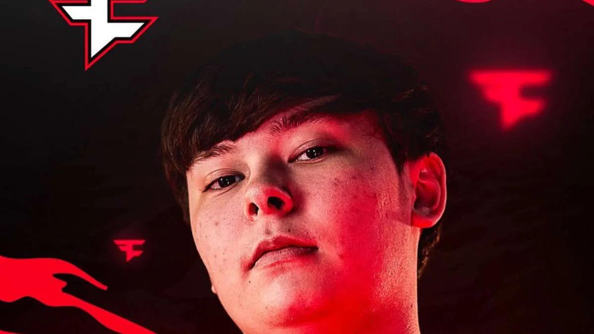 FaZe Clan movió a POACH al banquillo