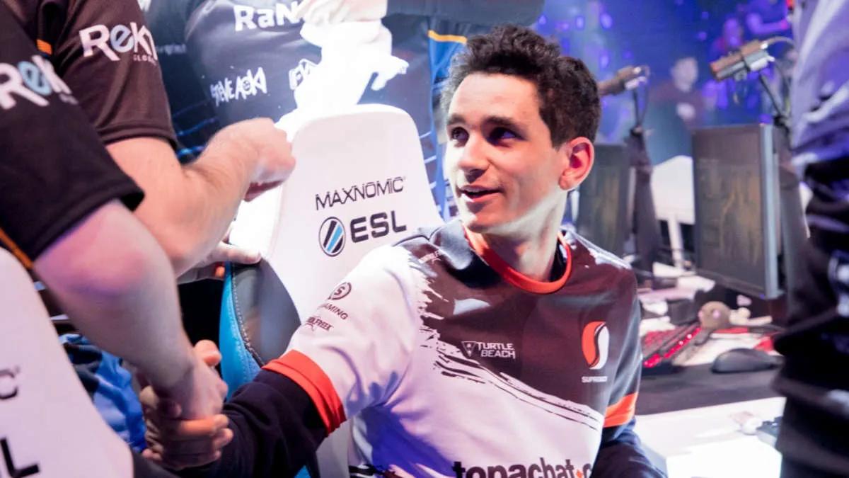 Team BDS rompe con un jugador de Rainbow Six