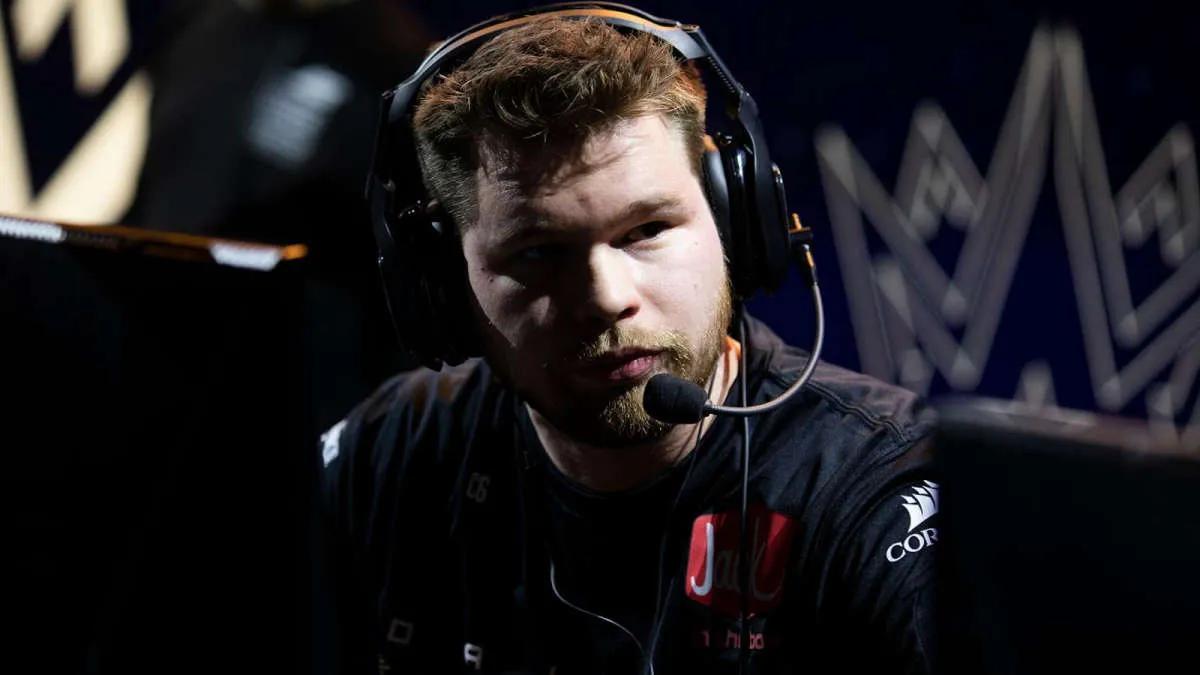 Crimsix anunció su retiro en CDL