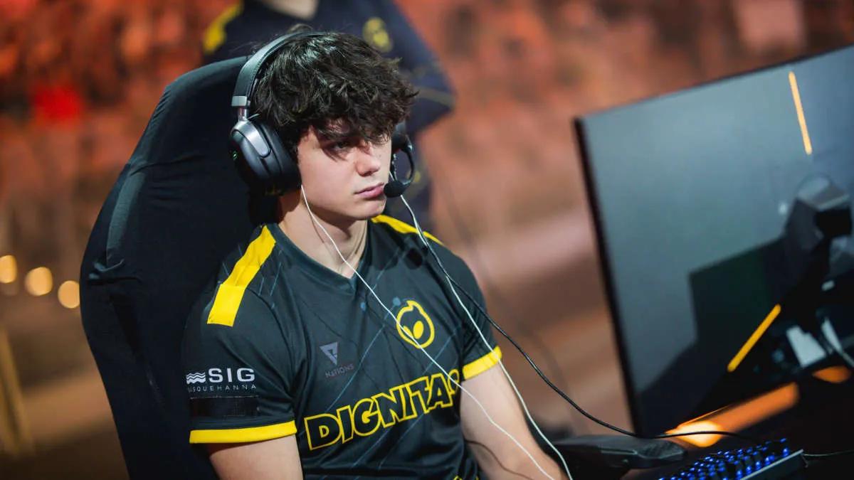 Dignitas se despide de Joreuz