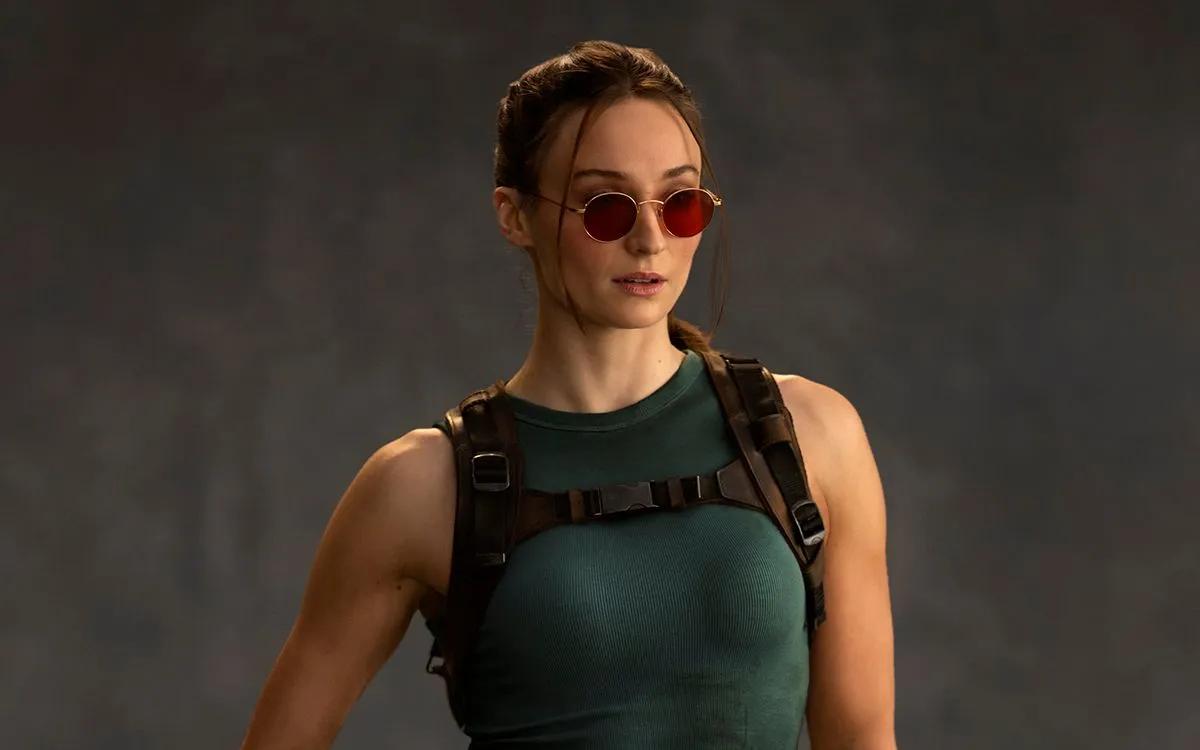 Se ha revelado una nueva imagen de Lara Croft, interpretada por Sophie Turner.