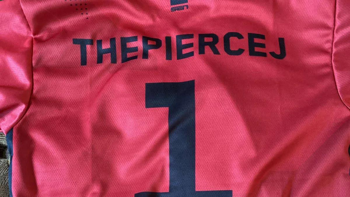 El entrenador Sentinels fue suspendido por un año y medio