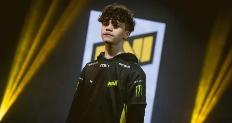 Blurr se va de Natus Vincere. Foto 1